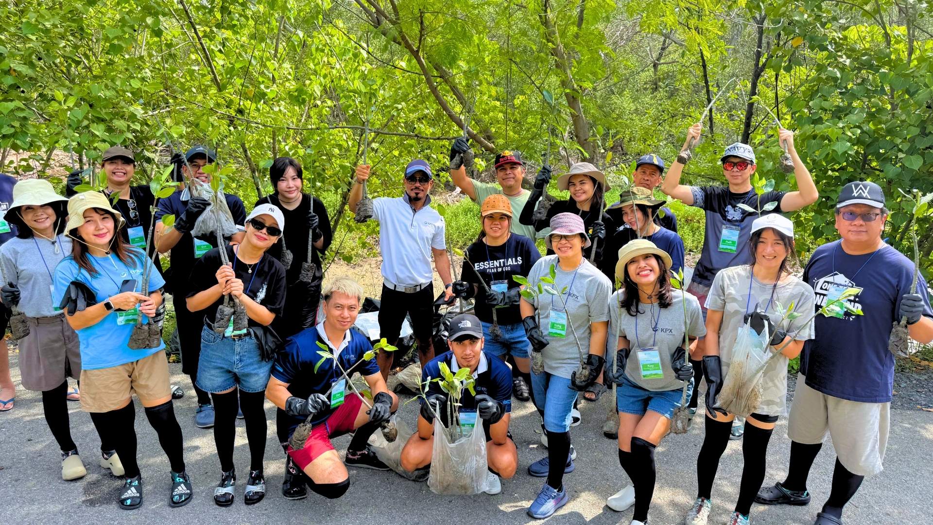 KPX CSR ปลูกต้นโกงกางในวันสิ่งแวดล้อมโลก